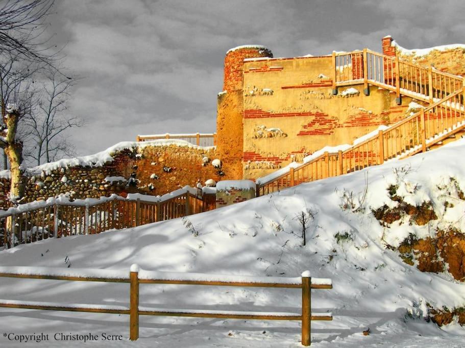 Sous Le Chateau Montaut  Dış mekan fotoğraf